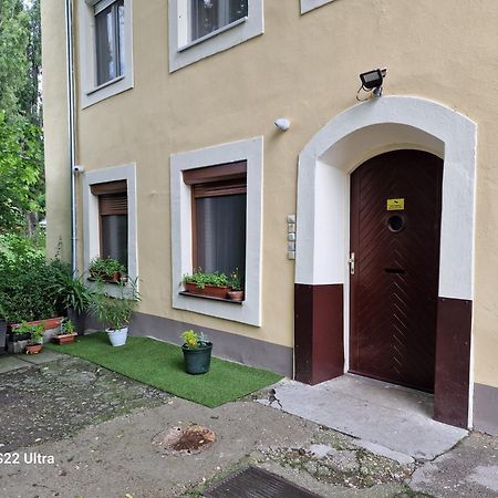 Matyas Apartman Tata Exteriér fotografie