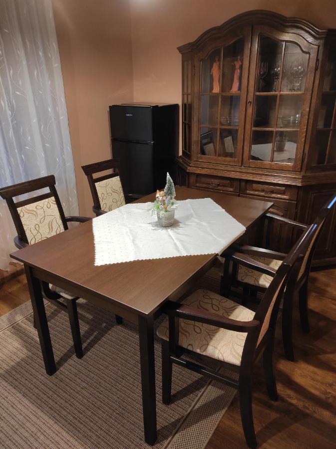 Matyas Apartman Tata Exteriér fotografie